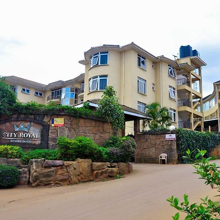 City Royal Resort Hotel Kyambogo  Exteriér fotografie